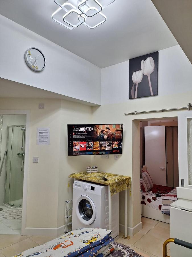 Luxury Apartment In Birmingham With Free Parking. Kültér fotó